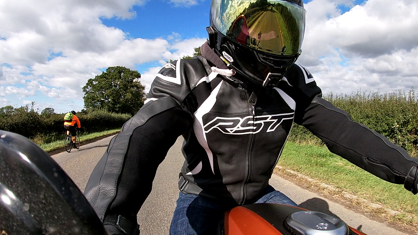 Harley-Davidson LiveWire (2020) range recharge and road-test